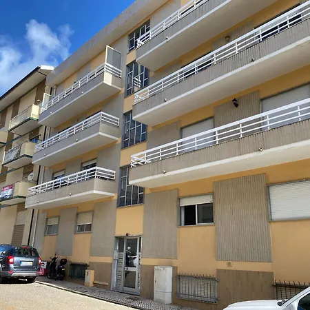 A 3mn A Pied De La Plage, A * Buarcos