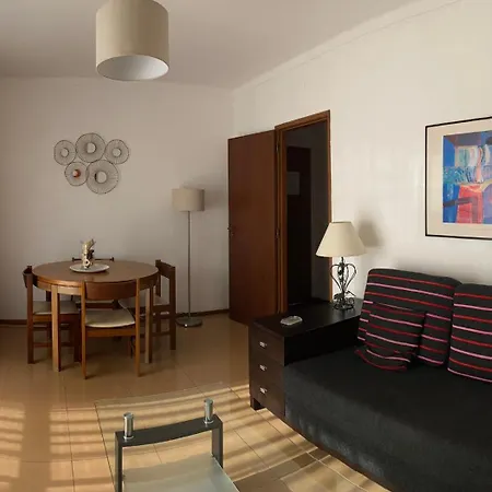 Apartment A 3mn A Pied De La Plage, A *