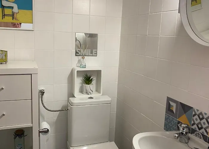 A 3mn à Pied De La Plage, à *